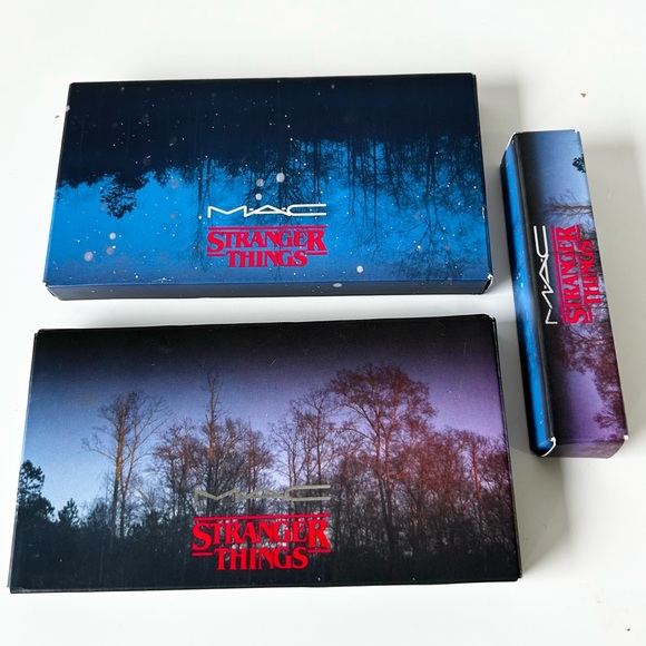 MAC x Stranger Things Bundle - Picture 2 of 13